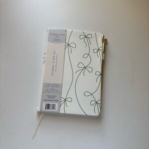 𐙚 Journal & Pen Set (includes bow pen) NWT